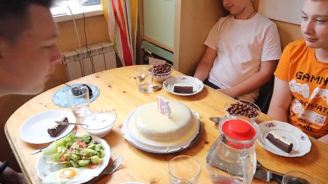 Празднуем дни рождения Миши и Вани🎊Наше 1 сентября🍁 смотреть онлайн