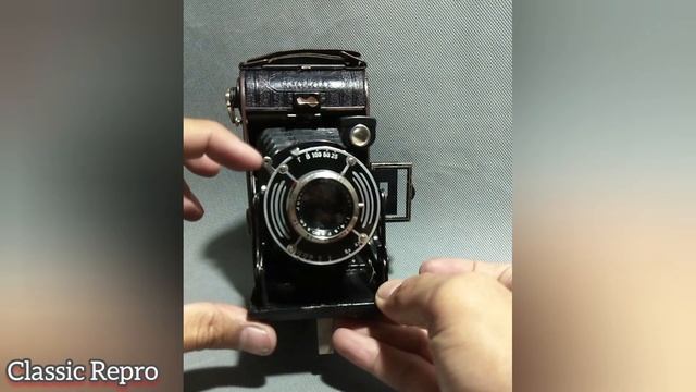 Balda Juwella Camera - Folding Camera - made by the Balda camera company (Germany) in the 1930s. смотреть онлайн