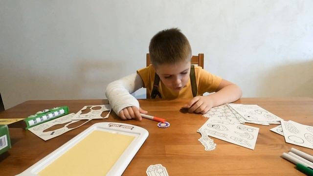 Обзор Crayola Sticker Maker смотреть онлайн
