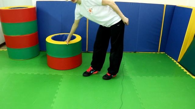 Юный атлет. Глушкова Светлана Николаевна. Занятие 24 - Укрепление мышц ног. смотреть онлайн