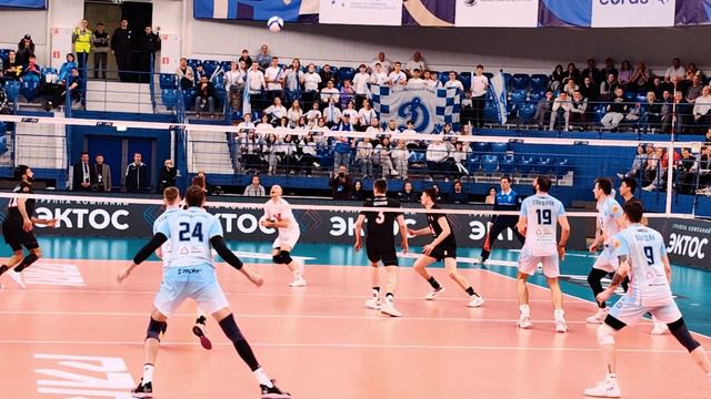 Динамо - Белогорье. Третий матч полуфинальной серии смотреть онлайн