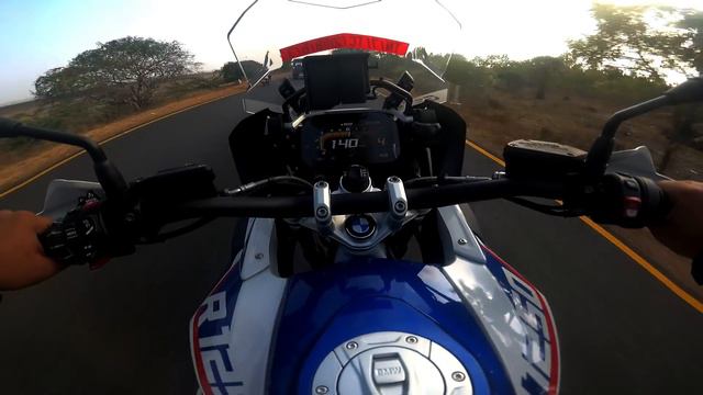 Adventure Motorcycle | BMW R 1250 GS | Top Speed