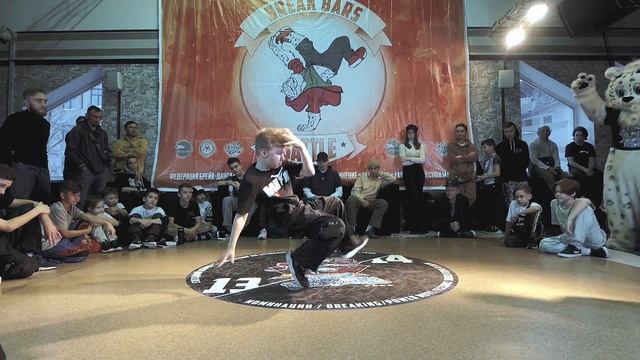 БРЕЙК ДАНС ДЕТИ ↔ 7-10 лет ↔ 1'2 place ↔ Maximalno vs Felix ↔ BREAK BARS 4 #breakbars4 #bmvideo смотреть онлайн