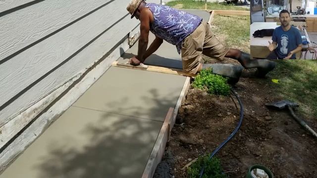 How To Pour Concrete That Will NEVER Crack | THE HANDYMAN | смотреть онлайн