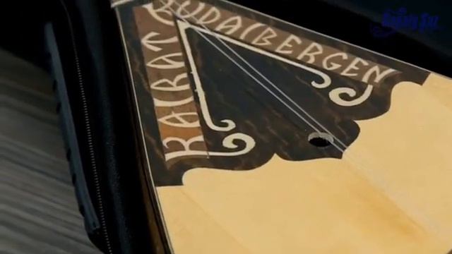 Танымал бизнесмен Құдайберген Қайрат мырзаға кезекті домбырамыз бұйырды! смотреть онлайн