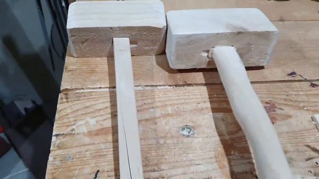 КАК СДЕЛАТЬ КИЯНКУ(ДЕРЕВЯННЫЙ МОЛОТОК).| смотреть онлайн