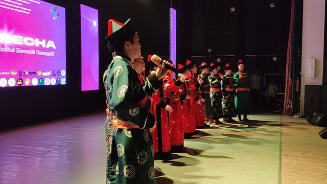 «Нухэр» - исп. вокальная группа народного студенческого ансамбля песни и танца «Байкальские волны»