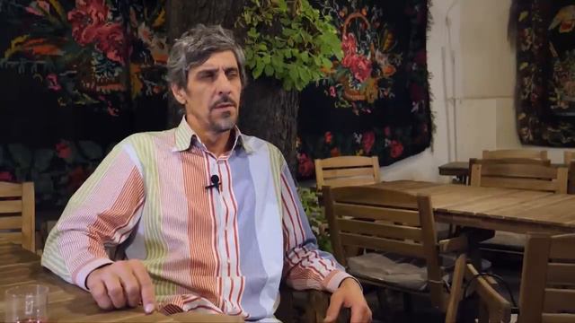 Власть имущие упиваются своей отвратительной игрой   Александр Ливер