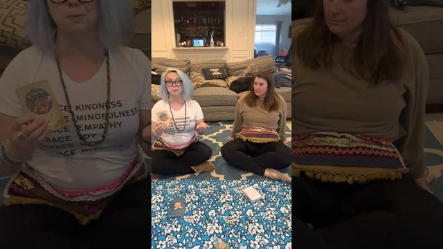 Spring Equinox Oracle Card Reading смотреть онлайн