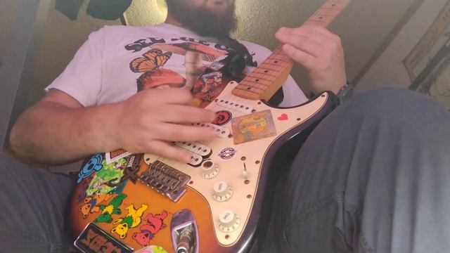 mim strat jam through Roland cube 15 смотреть онлайн
