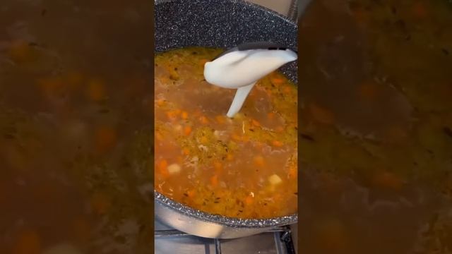Сырный суп с куриными бедрами