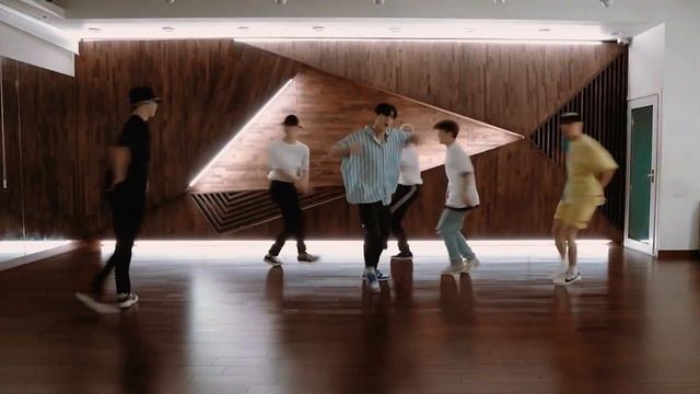 ASTRO BLUE FLAME DANCE PRACTICE MIRROR смотреть онлайн