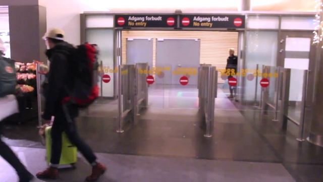 A Walk Around Oslo Lufthavn (Airport) смотреть онлайн
