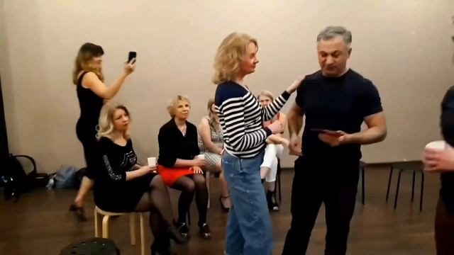 ??❤"Кизомба; Мужчины Поздравляют Красивых Девушек с 8 Марта"❤??Школа Танцев "Dance First".mp4 смотреть онлайн