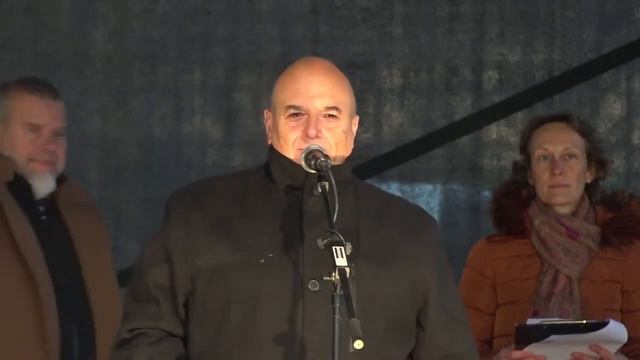 Manifestace 26 11.2022. Martin Koller: Je nutné zahájit mírová jednání a ukončit válku na UA смотреть онлайн