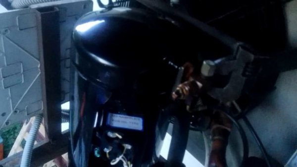 Холодильный агрегат с АВИТО. Coopeland scroll ZB45KCE-TFD-551