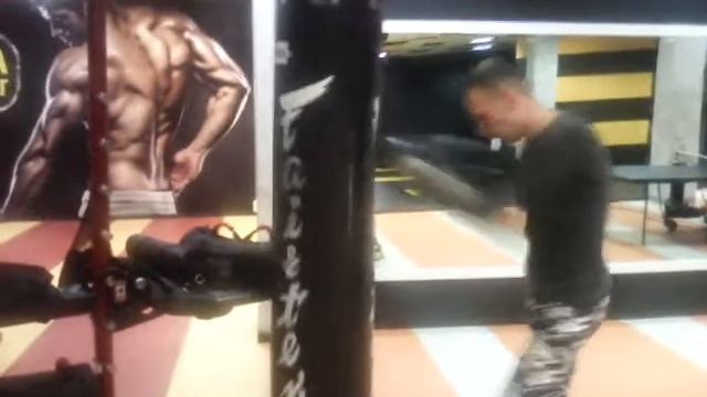 Бой с грушей смотреть онлайн