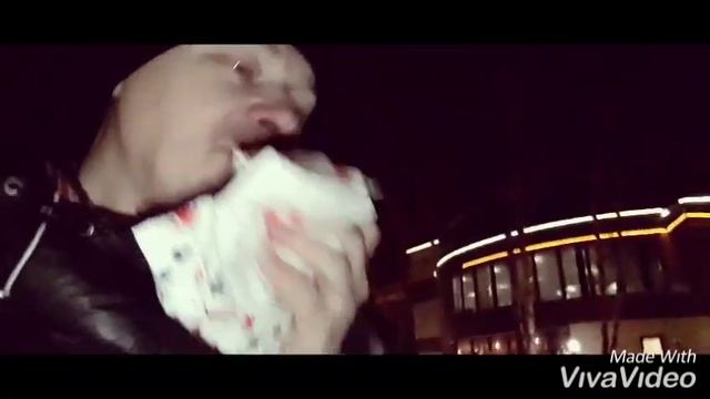 Русские блинчики с красной икрой. Это прелесть смотреть онлайн