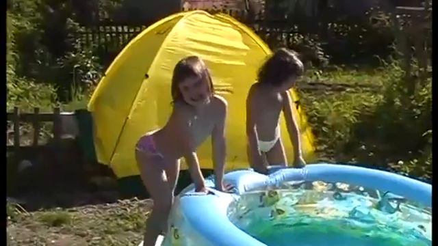 В гостях на даче у друзей