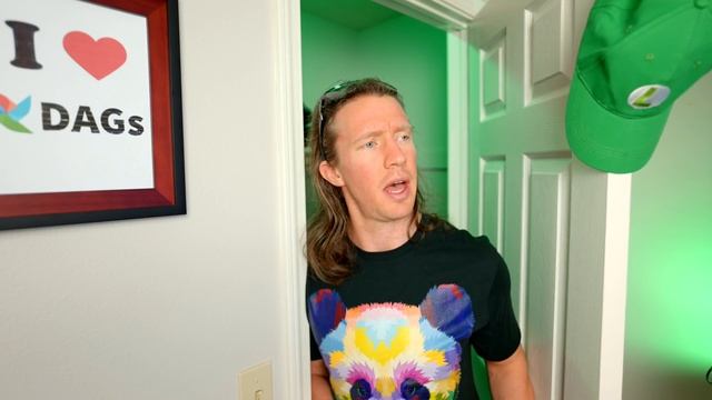 Data Scientist vs Data Engineer vs Data Analyst (funny!) смотреть онлайн