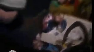 Как живут бомжи 18   Передозировка клеем  Утраченное детство  Дети   беспризорники  Шокирующее виде