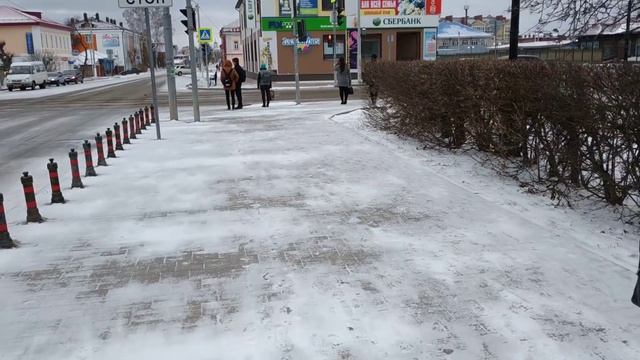 пойдем со мной на работу? Утренняя прогулка по снежку в апреле