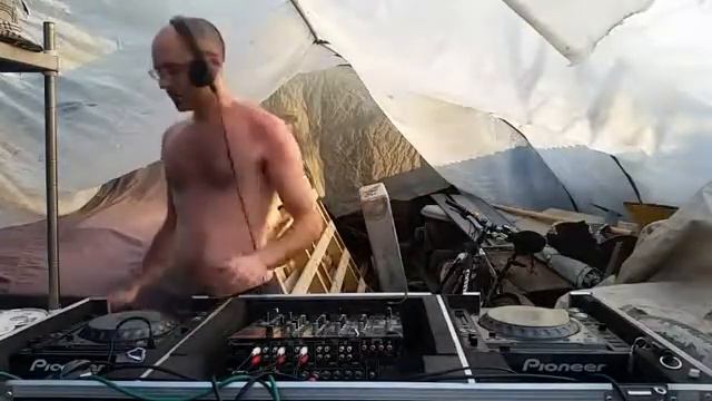 #GardenSession DJ SALVAGE / RAASCLARKE / DANNY INTRO / EUPHONIQUE смотреть онлайн