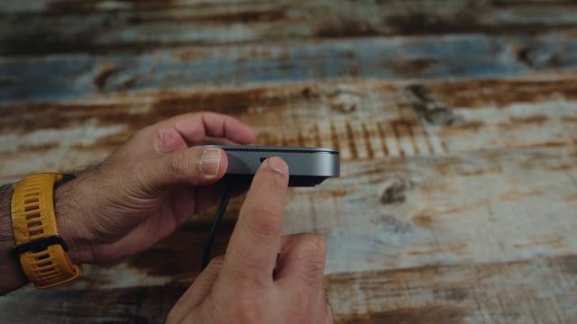 RAEGR Arc 2100 Portable 6 Ports USB-C HUB, Thunderbolt 3 support, wireless charging смотреть онлайн