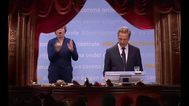 De MuppetVirusShowww met Klaus, Mark, Hugo en meer.. смотреть онлайн