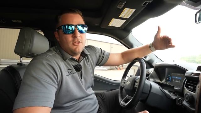 F-150 Lightning 1 Year Review: The Good, Bad, & Ugly смотреть онлайн