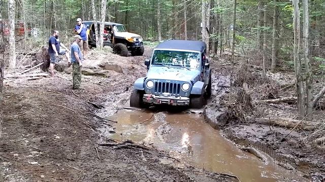 Toyota FJ Cruiser VS Jeep Rubicon