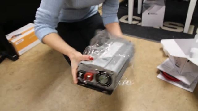 Växelriktare 12–230V 1000W 1x Schuko-utgång - KN-INV1000W12