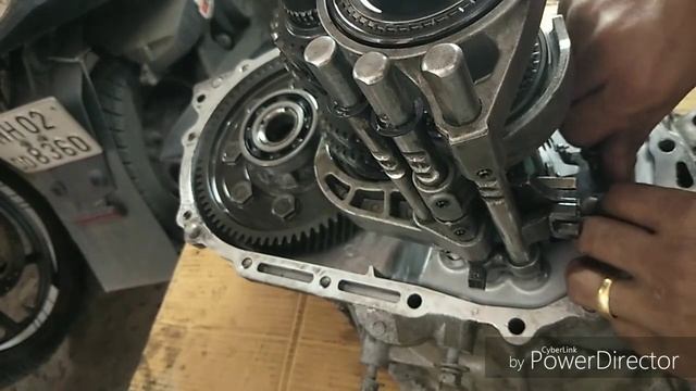 Hyundai i20 gearbox teardown & rebuild. ( Engine Torque ) смотреть онлайн