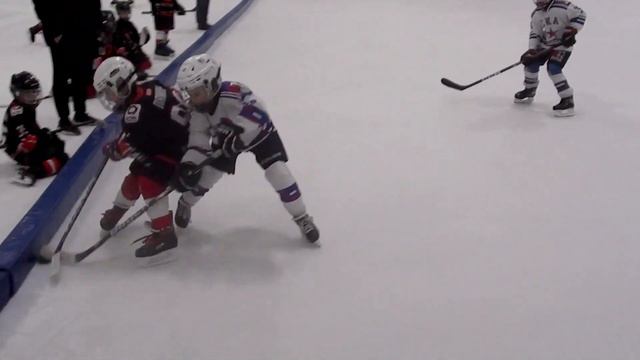 Святогор-14 (Красноуральск) - СКА-Юность-14 (Екатеринбург) - 0:5 смотреть онлайн