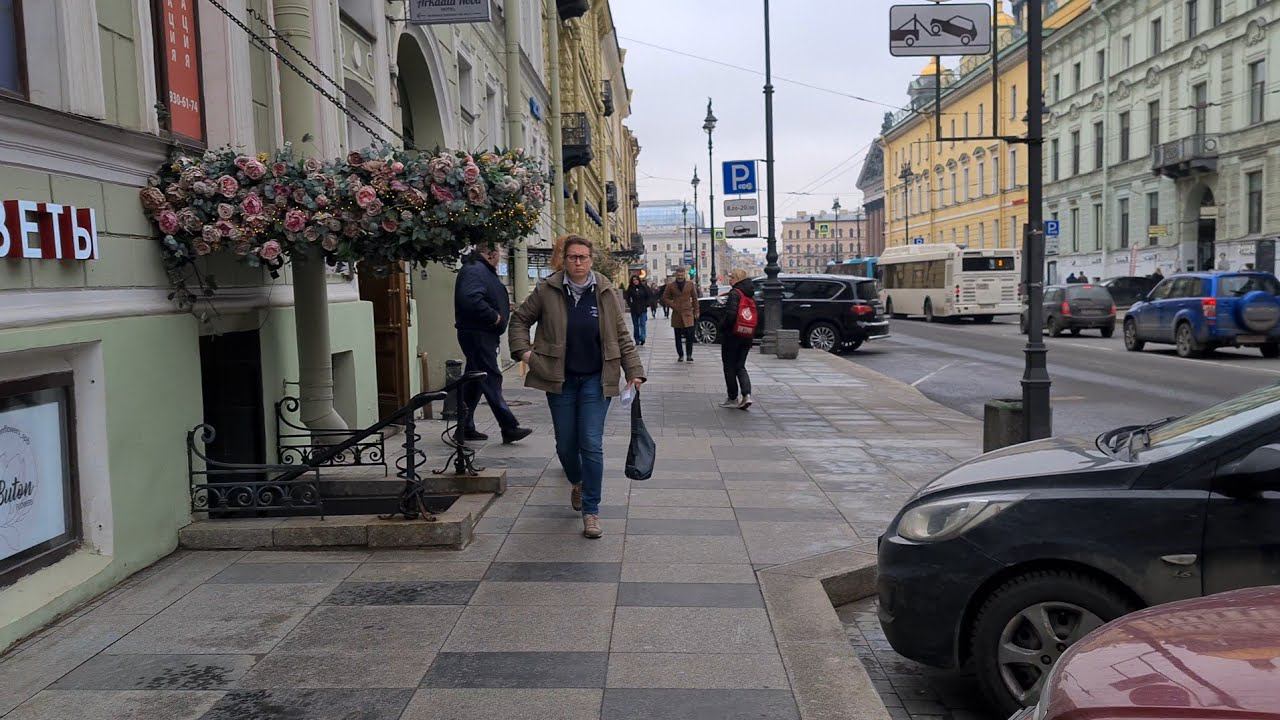 Санкт-Петербург. Гуляем по Малой Морской улице. смотреть онлайн