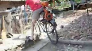 самодельный МОПЕД из бензопилы дружба 4 электрон!!!