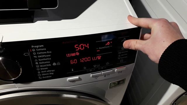 AEG Lavamat 8000 Series AutoDose Wi-Fi washing machine! смотреть онлайн