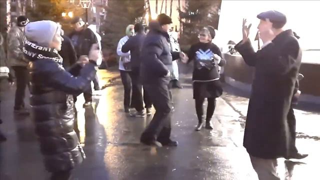 ИЩУ Я ЛИШЬ ЕЕ,МЕЧТУ МОЮ смотреть онлайн