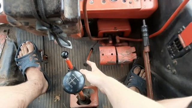 За что отвечает каждый рычаг в тракторе ВЛАДИМИРЕЦ Т-25, (Т-30) Органы управления трактора Т-25 смотреть онлайн
