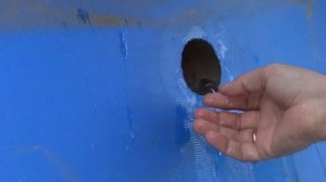 Делаем дырку на 38   полный бассейн воды !!!