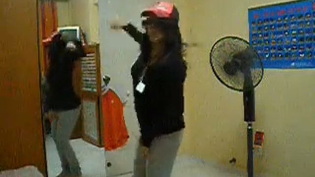 Cosmo Dance Video смотреть онлайн