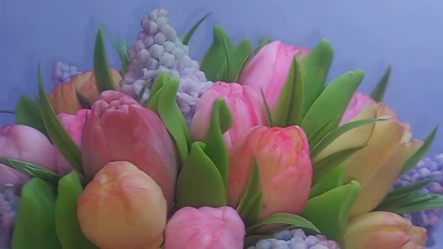 Букет сирени и тюльпанов из мыльной основы))) смотреть онлайн