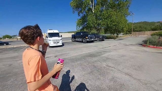 Checking out all the Ford Model A's as we search for a McDonald's смотреть онлайн