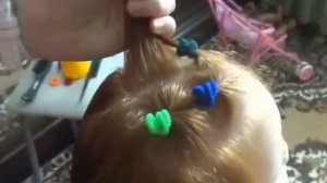 Прическа из хвостиков для маленькой девочки
