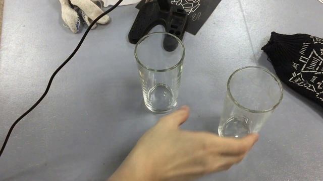 Как сделать ГРАВИРОВКУ ПО СТЕКЛУ своими руками | DREMEL | Engraving смотреть онлайн