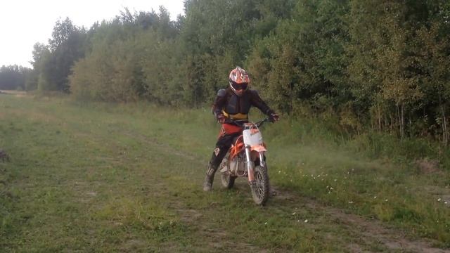 PBTrade 125 R wheelie drift practice. Вилли и дрифт. Я смогу! смотреть онлайн