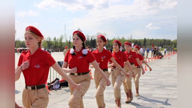 Гимн/Марш Юнармии: Невероятная песня душевный гимн юнармии. смотреть онлайн