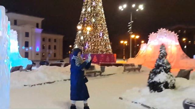 ГУЛЯЕМ ПО ПЕРМИ | КАК ЗДОРОВО УКРАШЕНА ПЕРМЬ | Пермский Влог 148 смотреть онлайн