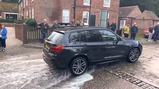Rufford Ford || Vehicles vs DEEP water compilation || #90 смотреть онлайн