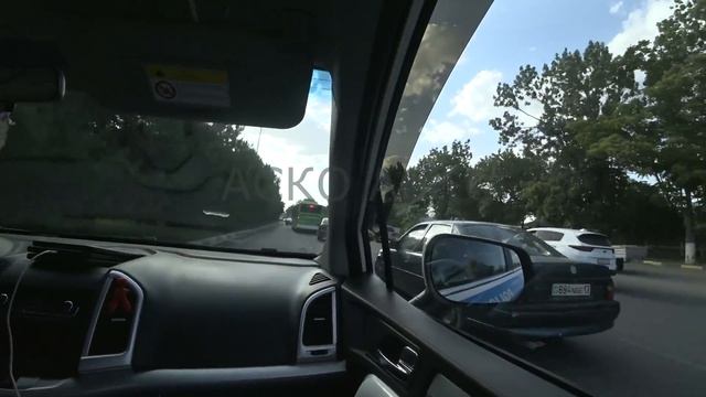 АСКО Шымкенттік полицей құқық бұзып белсенділер мен жол полдан қашып жүр, құрметті М Ахметжановқа смотреть онлайн